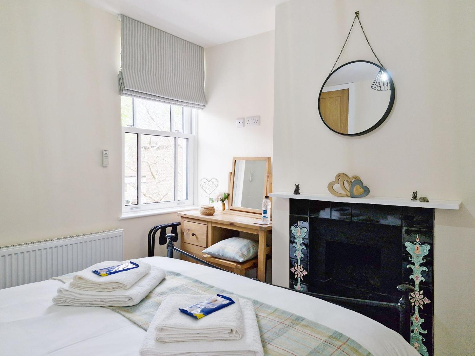 Four Priory Road, 치체스터 외부 사진